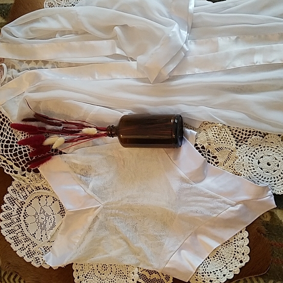 White Lace Bodysuit - Picture 1 of 10